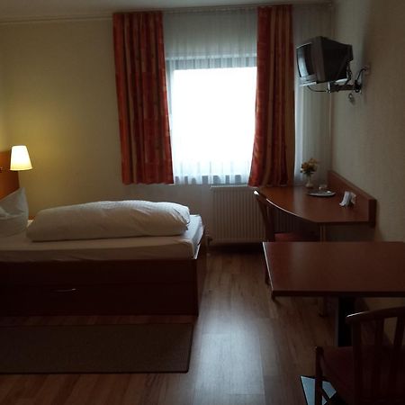 Hotel Am Exerzierplatz MHG Esterno foto
