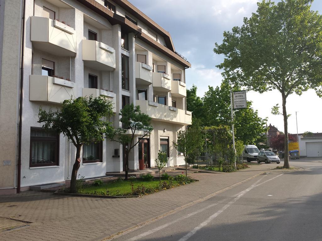Hotel Am Exerzierplatz MHG Esterno foto